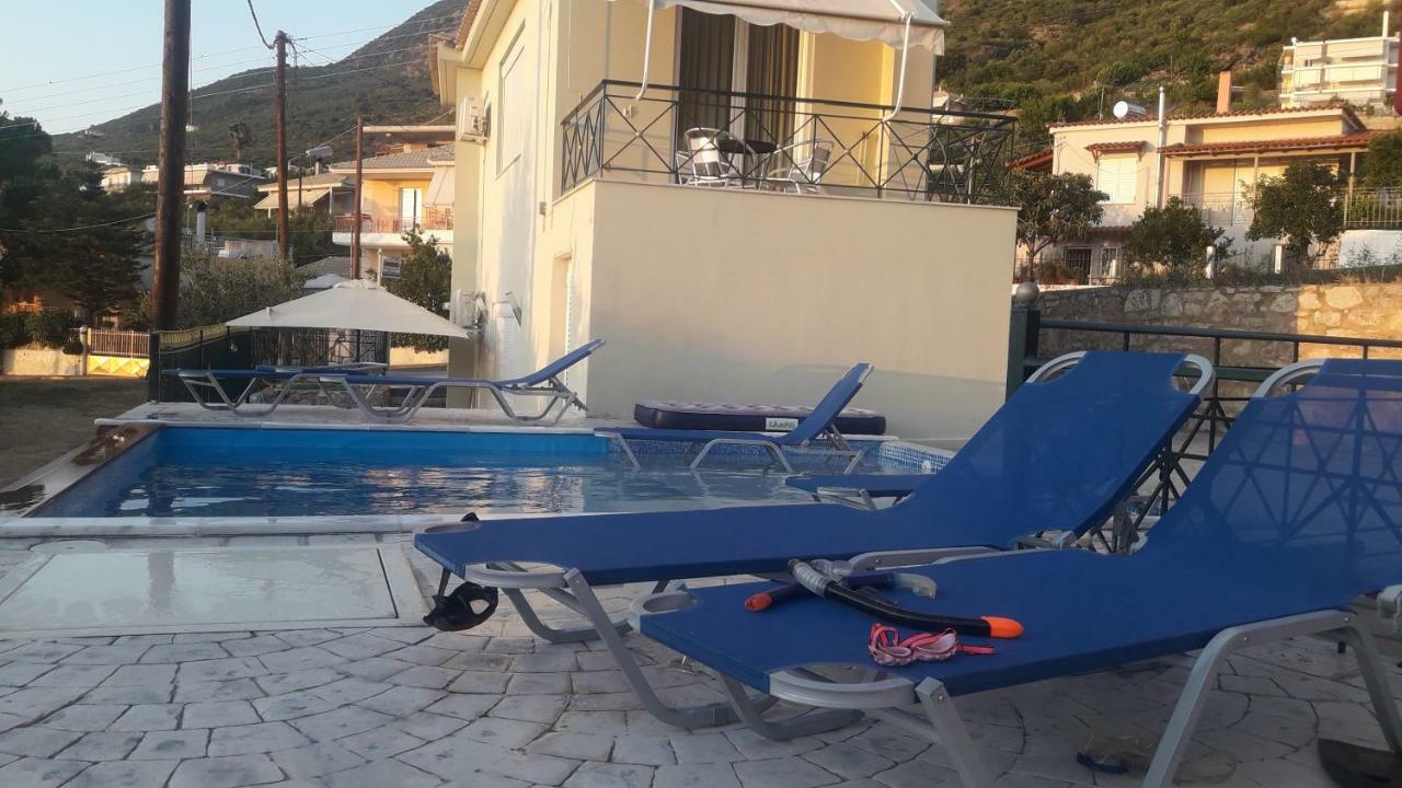 Semiramis Suites With Pool Каламата Экстерьер фото